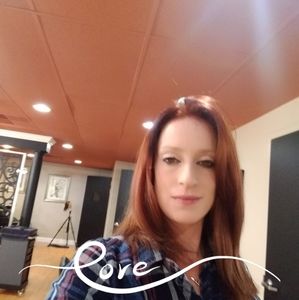 Meet your Posher, Nichole